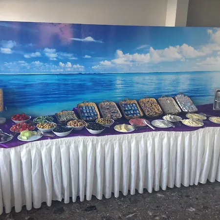 ホテル Oglakcioglu Çeşme