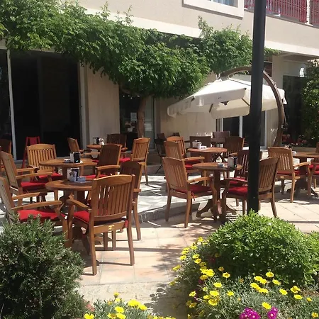 ホテル Oglakcioglu Çeşme